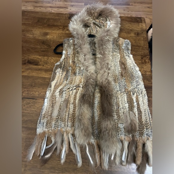 FRR Real Rabbit Fur fringe Vest with Hood Size XL - Picture 7 of 7